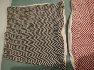 2 Fundas Cojín Tejido Espiga Negro y Rojo