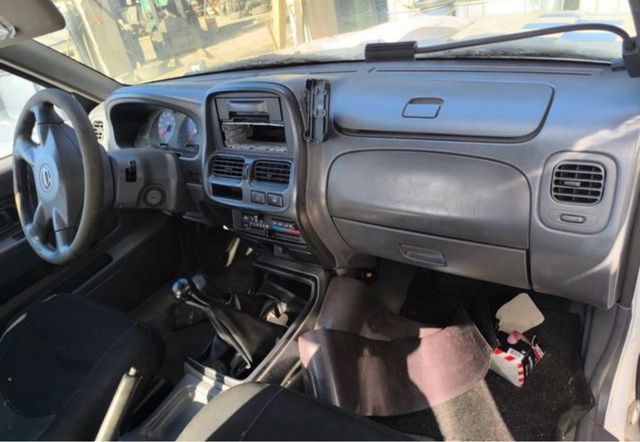 Despiece Nissan Navara