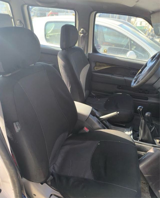 Despiece Nissan Navara