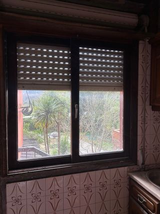 Ventanas de madera de castaño