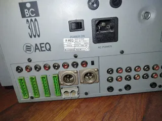 Mesa de mezclas AEQ BC 300
