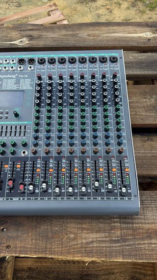 Mesa de mezclas Depusheng TG-18 18 canales