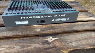 Mesa de mezclas Depusheng TG-18 18 canales