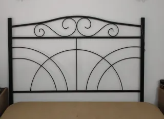 Cabecero de forja  y silla para dormit