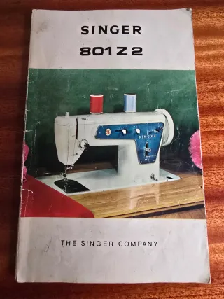 Máquina de Coser Antigua Singer  801Z2