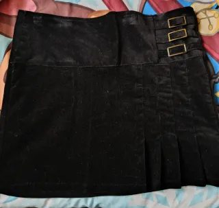 Falda pana negra talla 44