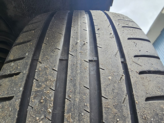 NEUMATICO BMW SERIE 1 BERLINA (E81/E87) N47D20A 2