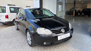 Volkswagen Golf 2004