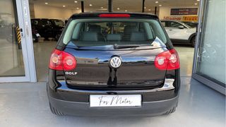 Volkswagen Golf 2004