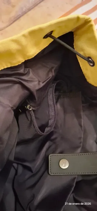 Bolso Camper Amarillo y Negro