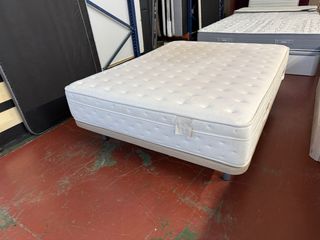 Base tapizada y colchón Sonpura Royal 150x190