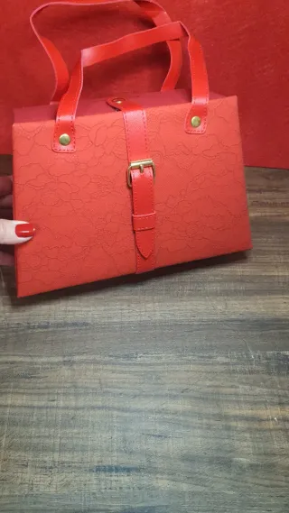 Scatola Borsa Rossa