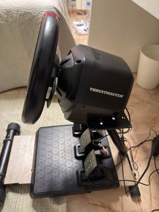 Volante Thrustmaster T248 PS4/PS5/PC