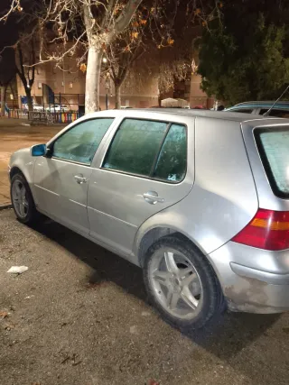 Volkswagen Golf 2002