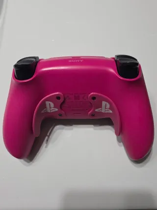 Mando PS5 Scuf con joysticks magnéticos