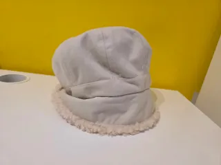 Gorro Beret invernal beige