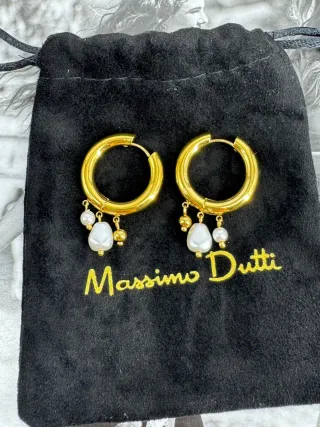 Pendientes Massimo Dutti dorados con perlas
