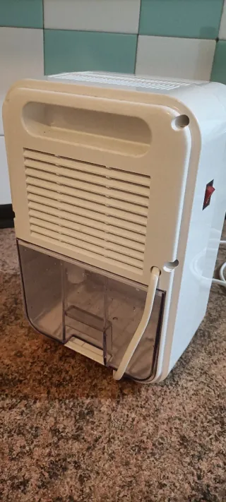 Deshumidificador Equation Blanco