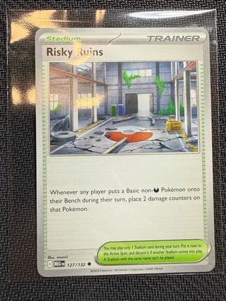 Carta Pokémon Risky Ruins 127/132