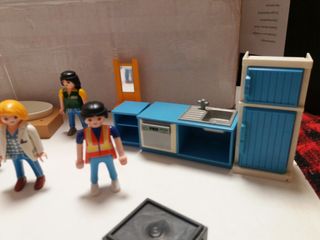Playmobil figuras y muebles