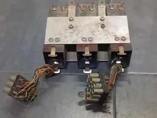 Recambios máquinas recreativas y tragaperras