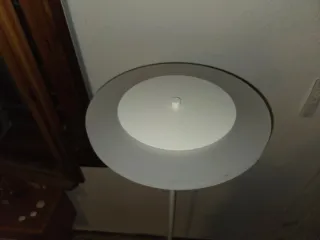 Lámpara de pie moderna