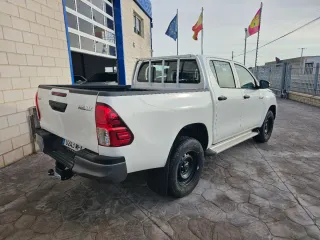 Toyota Hilux 2023