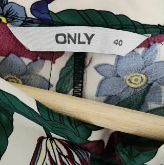 Pantalón ancho estampado flores