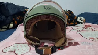 Cascos Moto MT y Nexx Scooter