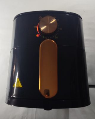 Freidora de aire negra con temporizador