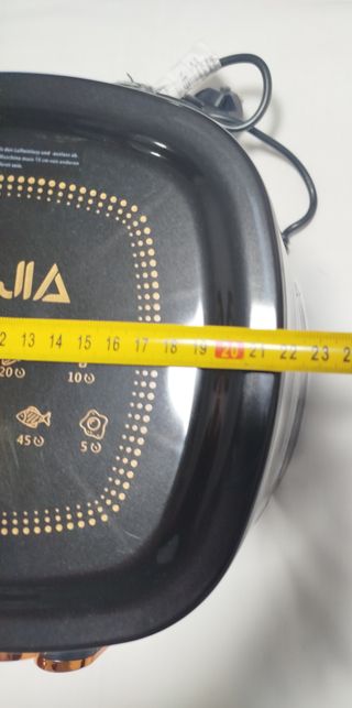 Freidora de aire negra con temporizador