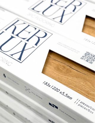 Suelo vinílico SPC Kerlux AC5