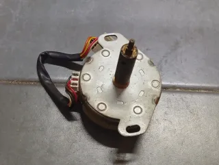 Recambios máquinas recreativas y tragaperras