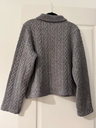 Jersey Zara cuello joya gris
