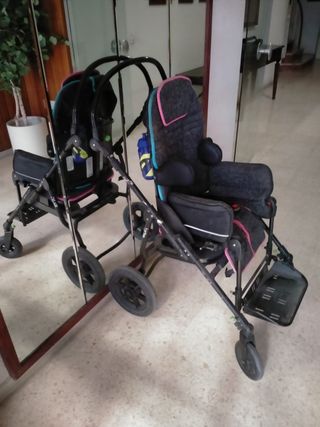 Silla de ruedas infantil
