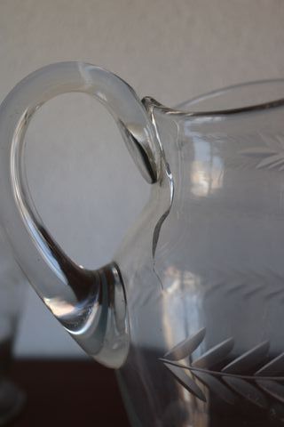 Cristalería 47 piezas tallada a mano