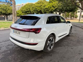 Audi e-tron 2021