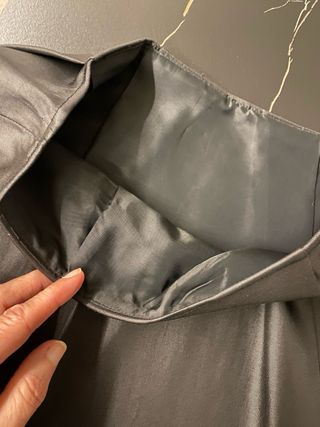 Gonna corta svasata in raso nero