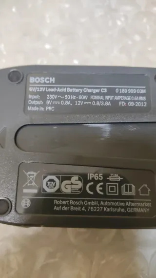 Cargador Bosch C3 6V / 12V