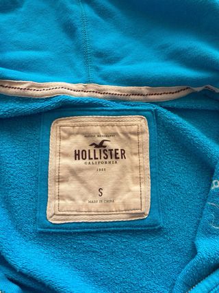 Sudadera Hollister azul con cremallera