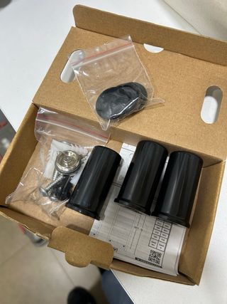 Radiador Toallero Negro Metálico (No electrico)