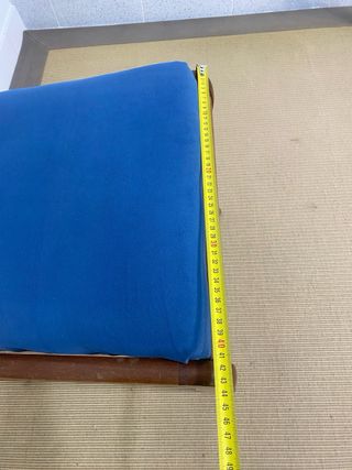 Silla antigua madera tapizado azul