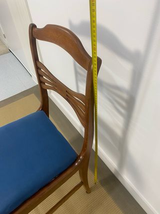 Silla antigua madera tapizado azul