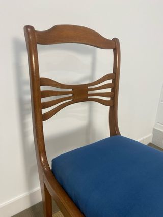 Silla antigua madera tapizado azul