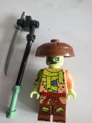 Lego Ninjago Figura Zombie con Arma non ufficiale