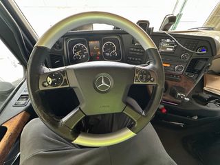Mercedes-Benz Actros 1851 LS