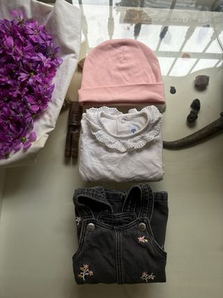 Conjunto bebé niña: Peto y body