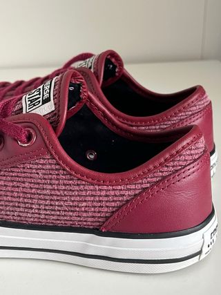 Converse Chuck Taylor All Star Low Top Rojas