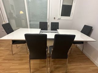 Mesa comedor extensible lacado blanco  brillante
