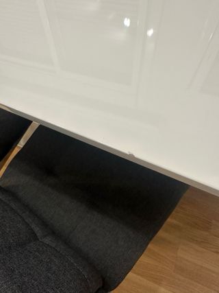 Mesa comedor extensible lacado blanco  brillante